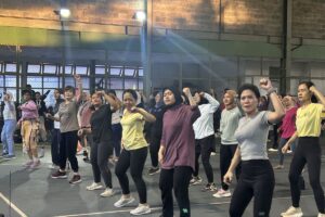 Zumba di Rumah? Panduan Lengkap & Efektif untuk Pemula