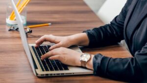 10 Pekerjaan Paling Dibutuhkan Perusahaan Indonesia Saat Ini