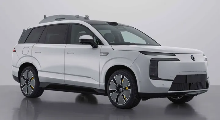 Denza N8L: SUV Premium Canggih 6 Kursi, Fitur Drone Futuristik