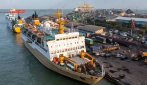 KM Lambelu PELNI: Jelajah Sulawesi Juni 2025, Palu-Makassar!