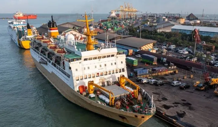 KM Lambelu PELNI: Jelajah Sulawesi Juni 2025, Palu-Makassar!