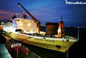 Kapal Pelni Surabaya-Sorong: Juni 2025, Tiket Tersedia!