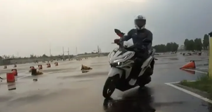 Mesin Motor Cepat Panas? Solusi Ampuh Atasi Masalahnya Sekarang!