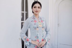 Pesona Puteri Indonesia 2025: 5 Gaya Cantik Berkebaya