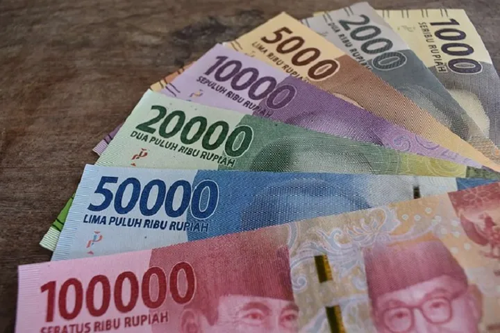 Rupiah Menguat? Suku Bunga AS Turun, Peluang Naik!
