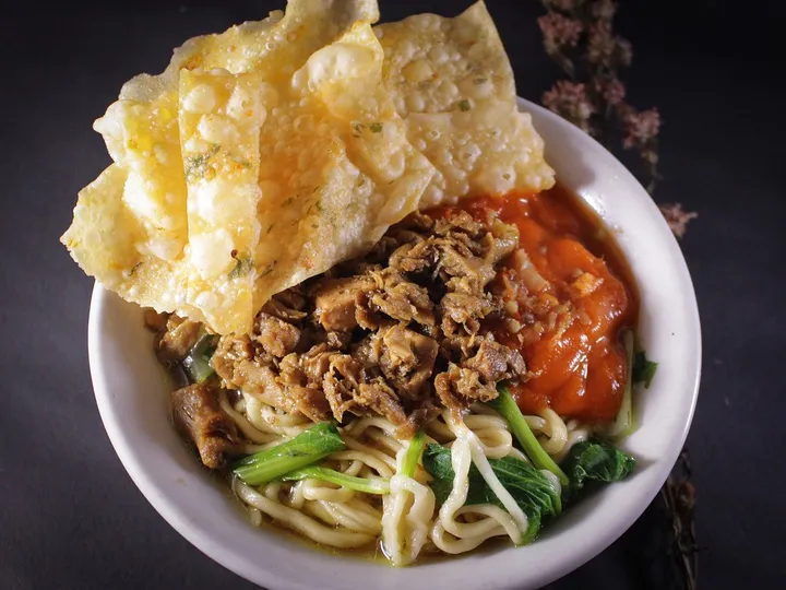 7 Bakmi Bandung Legendaris: Rasa Enaknya Bikin Nagih!