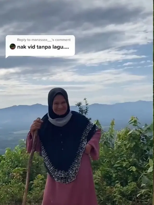 Gamis Terbaru 2025: Tampil Fresh di Usia 70-an