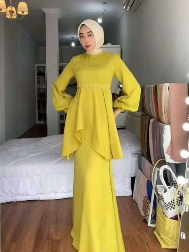 Glowing Instan? 5 Dress Kuning Mewah Bikin Pangling