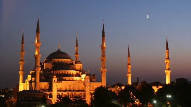 Jadwal Sholat Lengkap Indonesia: DKI Jakarta & Jawa, 8 Juni 2025