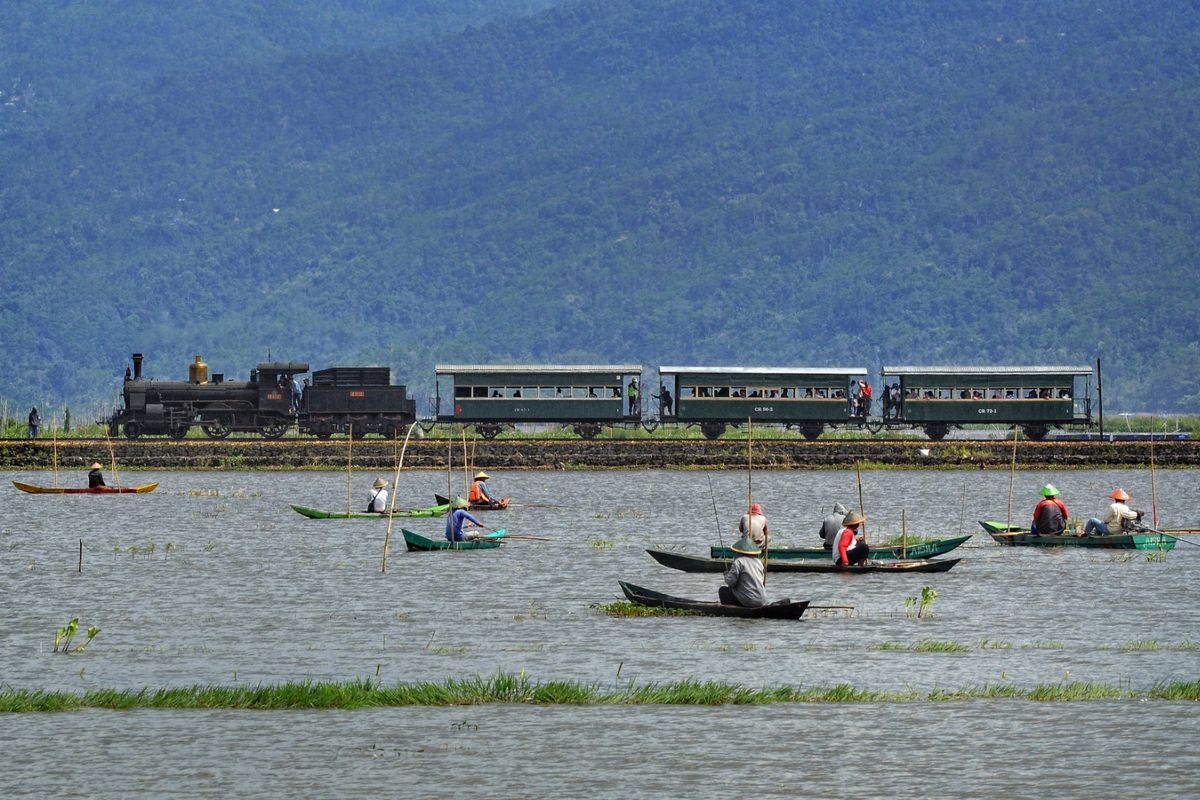 Jelajahi Pesona KA Wisata Klinthing Ambarawa-Tuntang 2025
