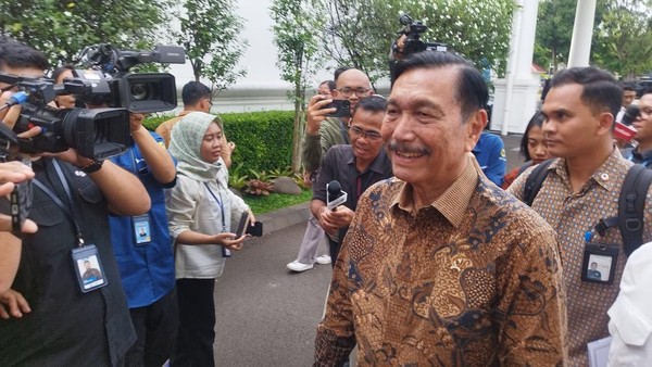 Luhut Tarik Investor Belanda, Danau Toba Jadi Primadona Investasi